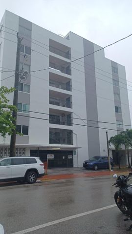 8001 N CRESPI Boulevard 2C, Miami Beach, FL 33141