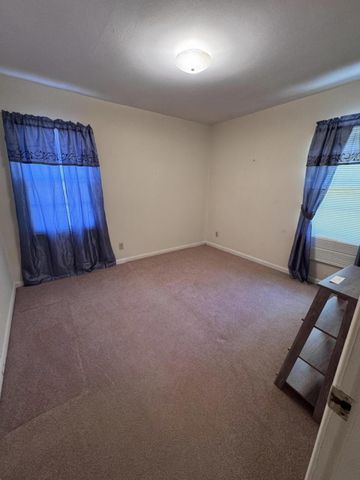 686 W Pine Street, Varnville, SC 29944