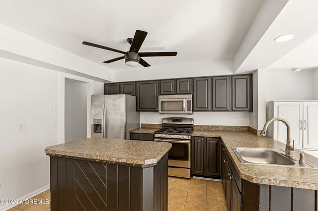 2021 Paterson Avenue, Whiting, NJ 08759