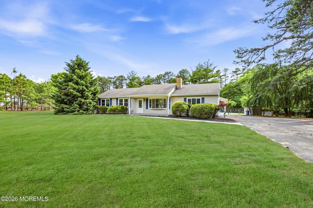 2021 Paterson Avenue, Whiting, NJ 08759