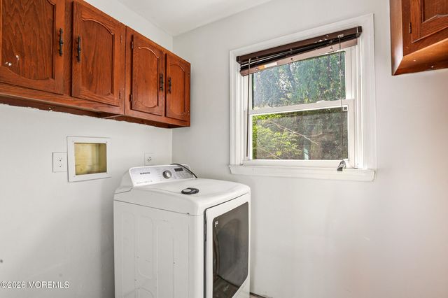 2021 Paterson Avenue, Whiting, NJ 08759