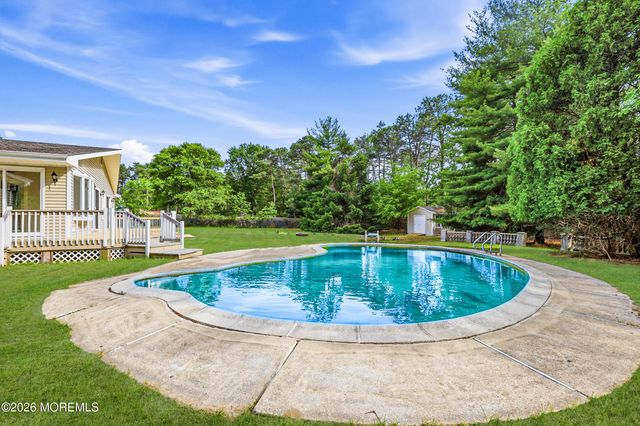 2021 Paterson Avenue, Whiting, NJ 08759