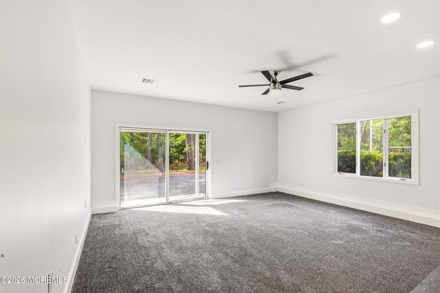 2021 Paterson Avenue, Whiting, NJ 08759