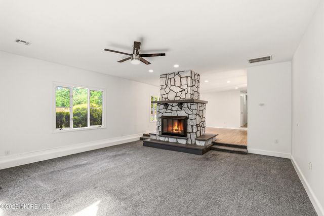 2021 Paterson Avenue, Whiting, NJ 08759