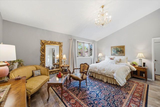 12810 N Colony DRIVE, Mequon, WI 53097
