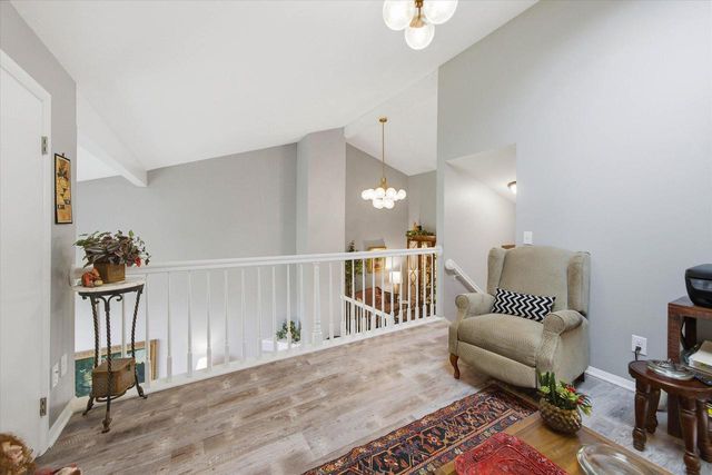 12810 N Colony DRIVE, Mequon, WI 53097