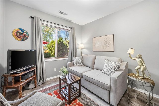 12810 N Colony DRIVE, Mequon, WI 53097