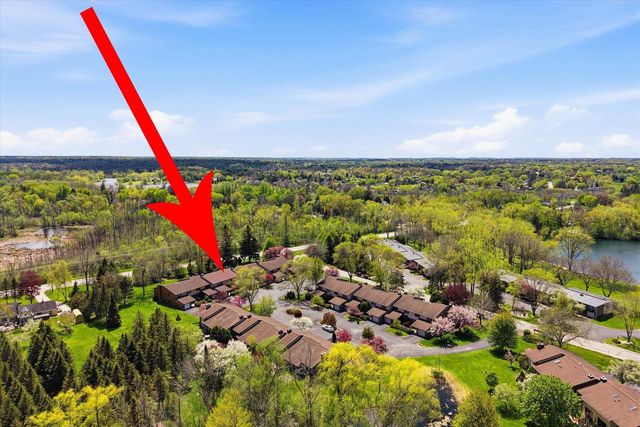 12810 N Colony DRIVE, Mequon, WI 53097