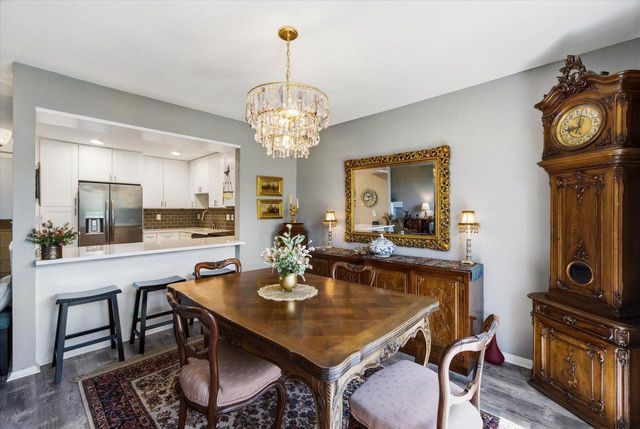 12810 N Colony DRIVE, Mequon, WI 53097