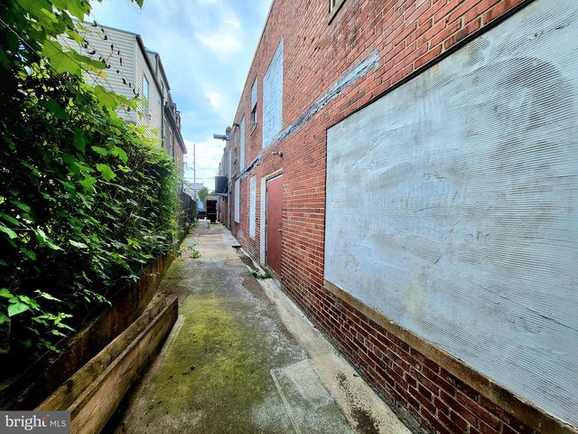 4931-35 N 6TH ST, Philadelphia, PA 19120