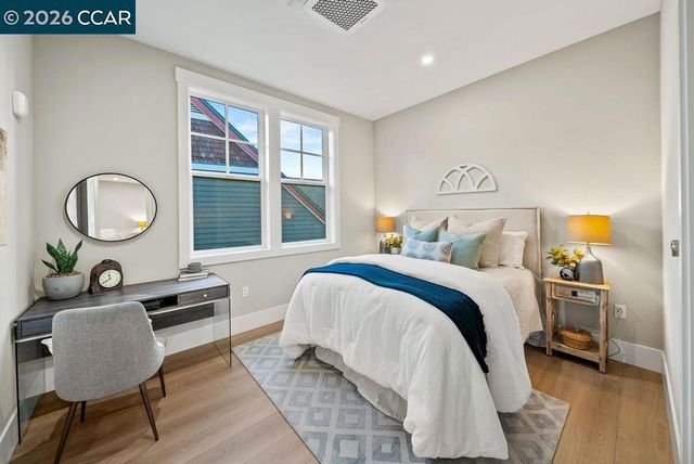 600 Hartz Ave 201, Danville, CA 94526