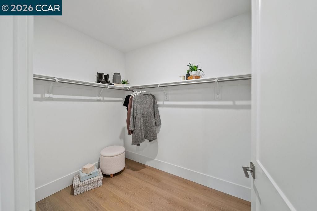 Image 15 of property listing at 600 Hartz Ave 201, Danville, CA 94526