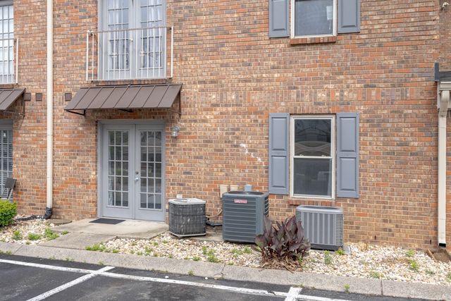 1808 State St Apt 113, Nashville, TN 37203