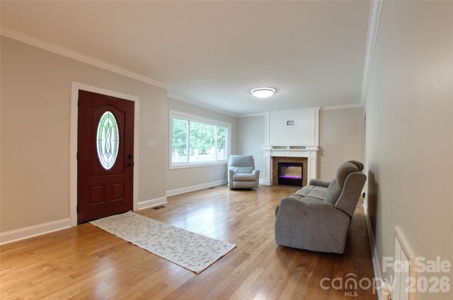 204 Clinton Avenue, Clover, SC 29710