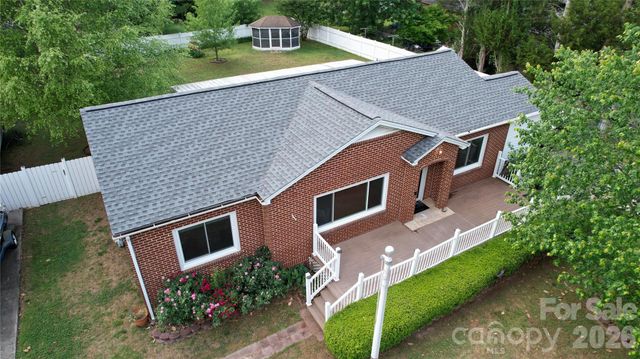 204 Clinton Avenue, Clover, SC 29710