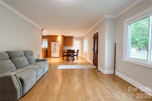 204 Clinton Avenue, Clover, SC 29710