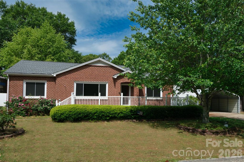 204 Clinton Avenue, Clover, SC 29710