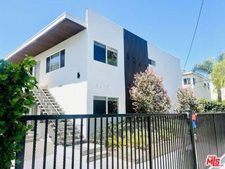 5263 Riverton Avenue 8, North Hollywood (los Angeles), CA 91601