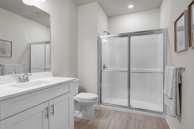 320 Martins Landing 209, North Reading, MA 01864