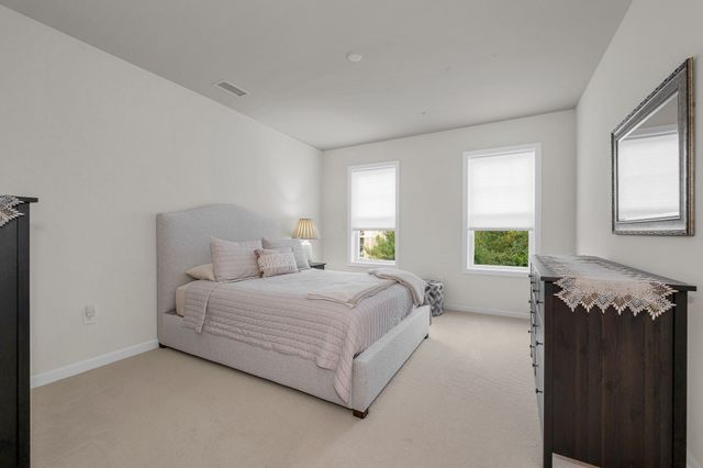 320 Martins Landing 209, North Reading, MA 01864
