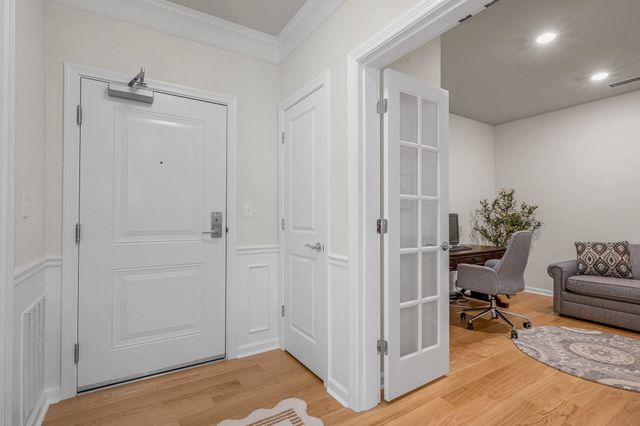 320 Martins Landing 209, North Reading, MA 01864