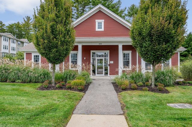 320 Martins Landing 209, North Reading, MA 01864
