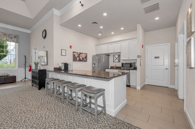 320 Martins Landing 209, North Reading, MA 01864