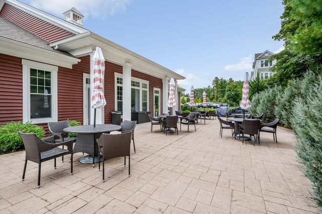 320 Martins Landing 209, North Reading, MA 01864