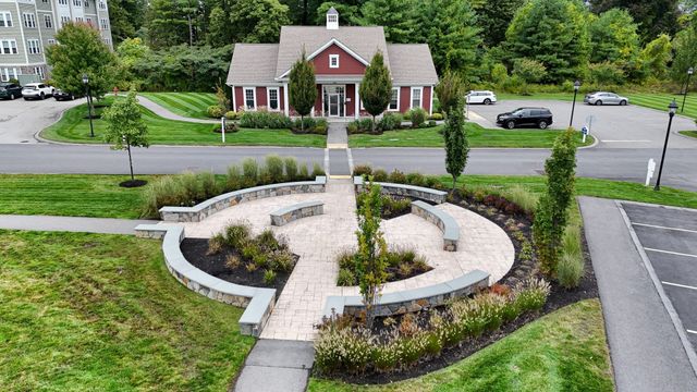 320 Martins Landing 209, North Reading, MA 01864