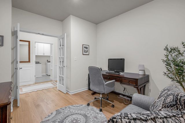 320 Martins Landing 209, North Reading, MA 01864
