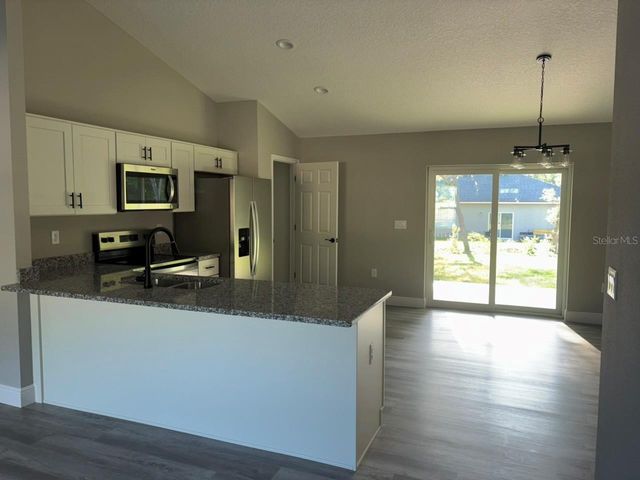 6373 N EARLSHIRE TERRACE, Dunnellon, FL 34434