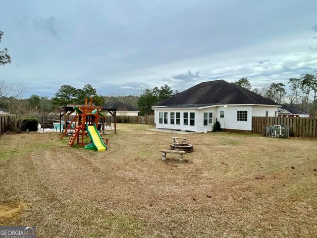 2031 Pinemount Boulevard, Statesboro, GA 30461