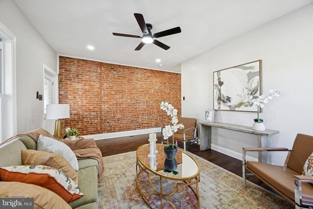 355 HOLMES RD, Holmes, PA 19043