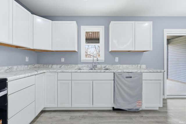 3821 Clermont Avenue, Fort Wayne, IN 46806