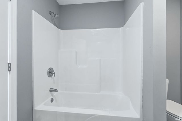 3821 Clermont Avenue, Fort Wayne, IN 46806