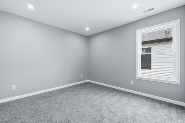 3821 Clermont Avenue, Fort Wayne, IN 46806