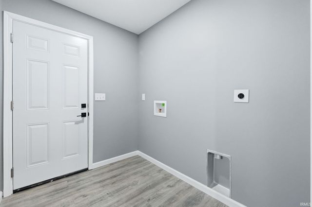 3821 Clermont Avenue, Fort Wayne, IN 46806