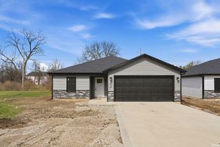 3821 Clermont Avenue, Fort Wayne, IN 46806