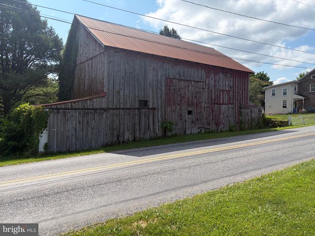 90 CHERRY ALY, Stevens, PA 17578