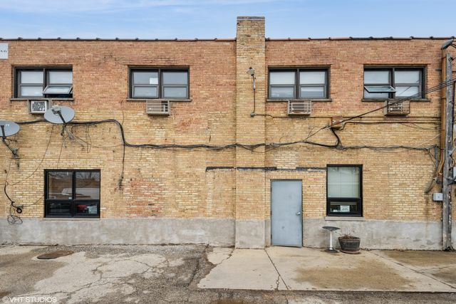 6444 N Milwaukee Avenue, Chicago, IL 60631