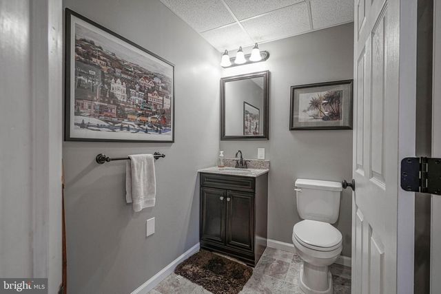 118 DELAWARE XING, Swedesboro, NJ 08085