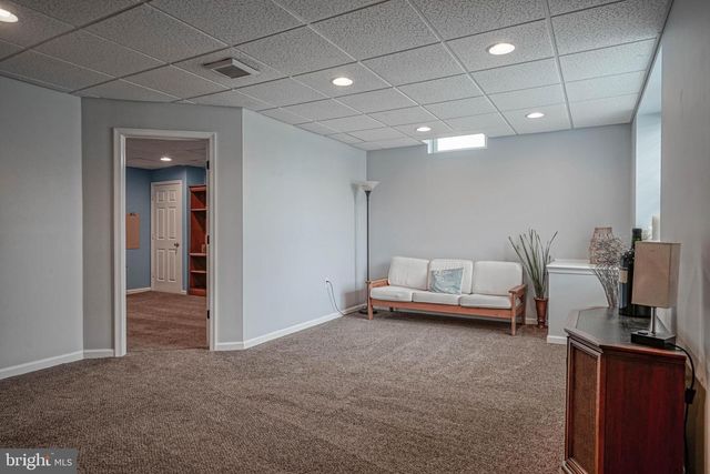 118 DELAWARE XING, Swedesboro, NJ 08085