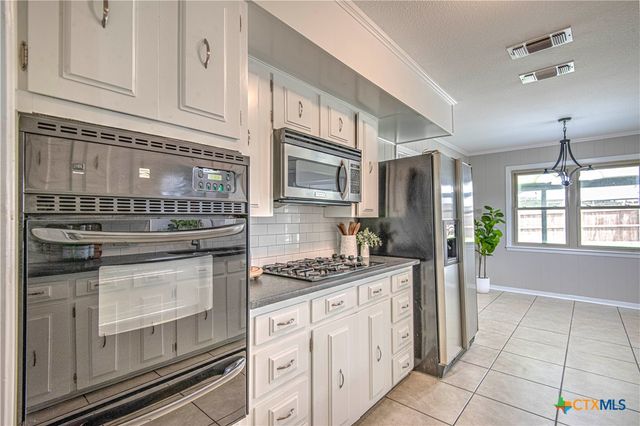 3010 Hemlock Boulevard, Temple, TX 76502