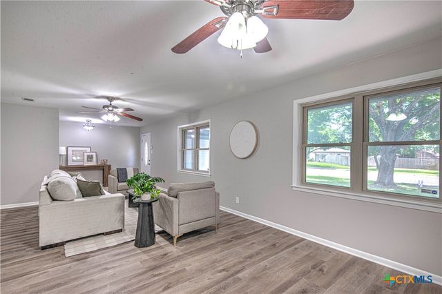 3010 Hemlock Boulevard, Temple, TX 76502