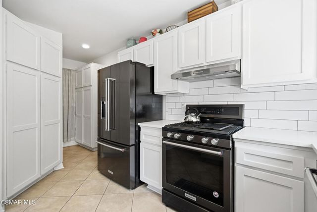 211 Mcafee Court, Thousand Oaks, CA 91360