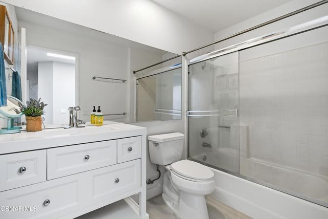 211 Mcafee Court, Thousand Oaks, CA 91360