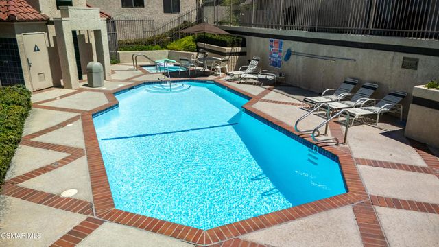 211 Mcafee Court, Thousand Oaks, CA 91360