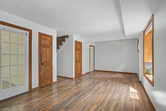 6495 Glenside Court CT, Gloucester, VA 23061