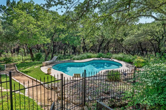 108 S El Reno CV, Lakeway, TX 78734