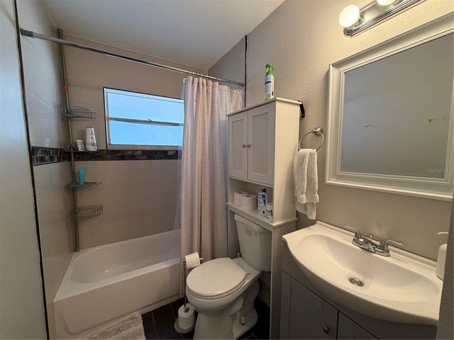 1720 W ARCH STREET, Tampa, FL 33607